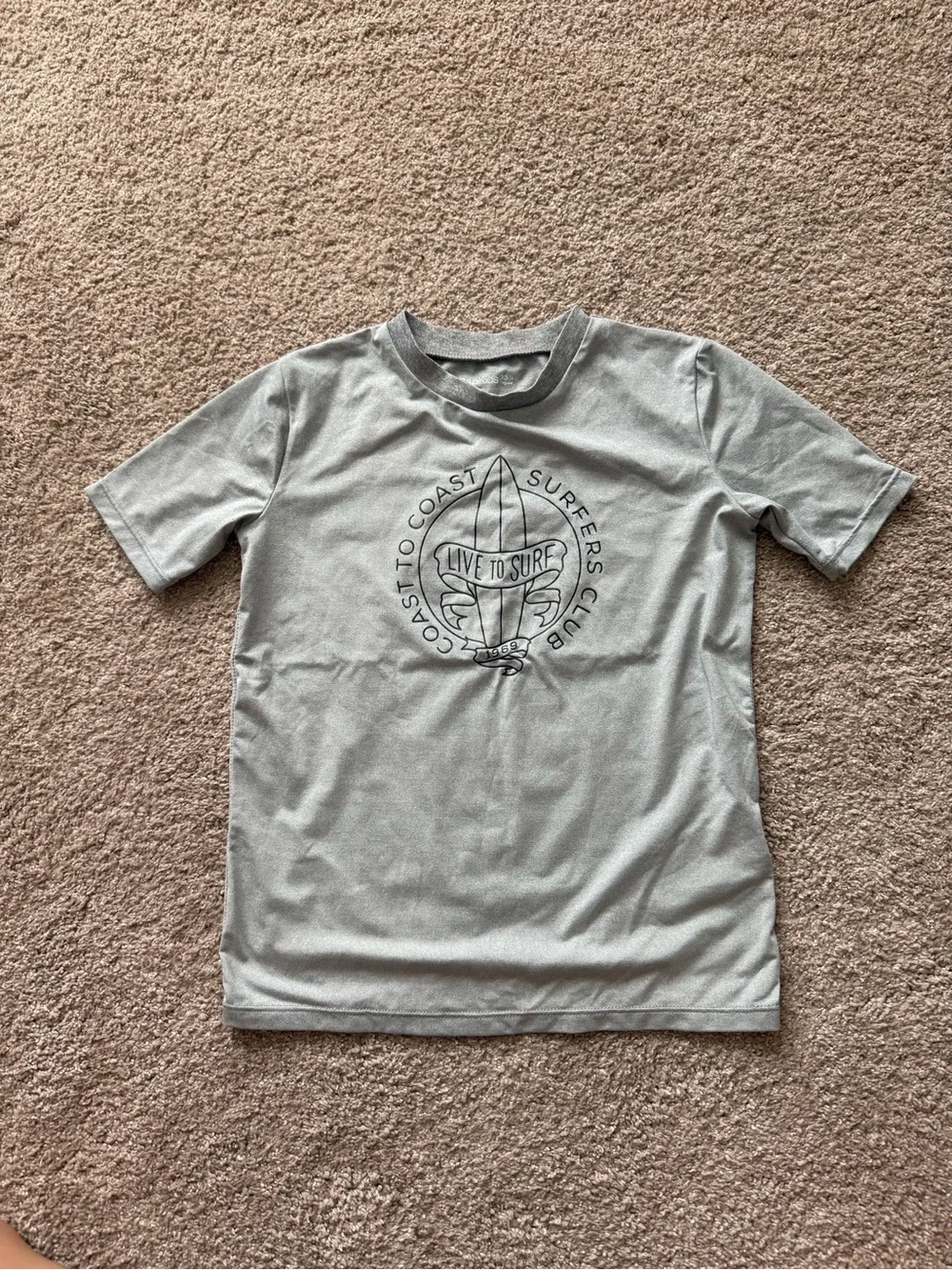 GAP Kids Grey 'Live to Surf' Short Sleeve Rash Guard Size XS 4/5